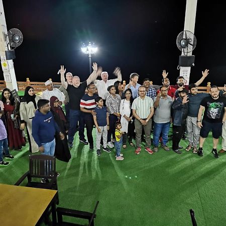 Sur Bandar Al Ayjah Hotel Apartments Eksteriør bilde