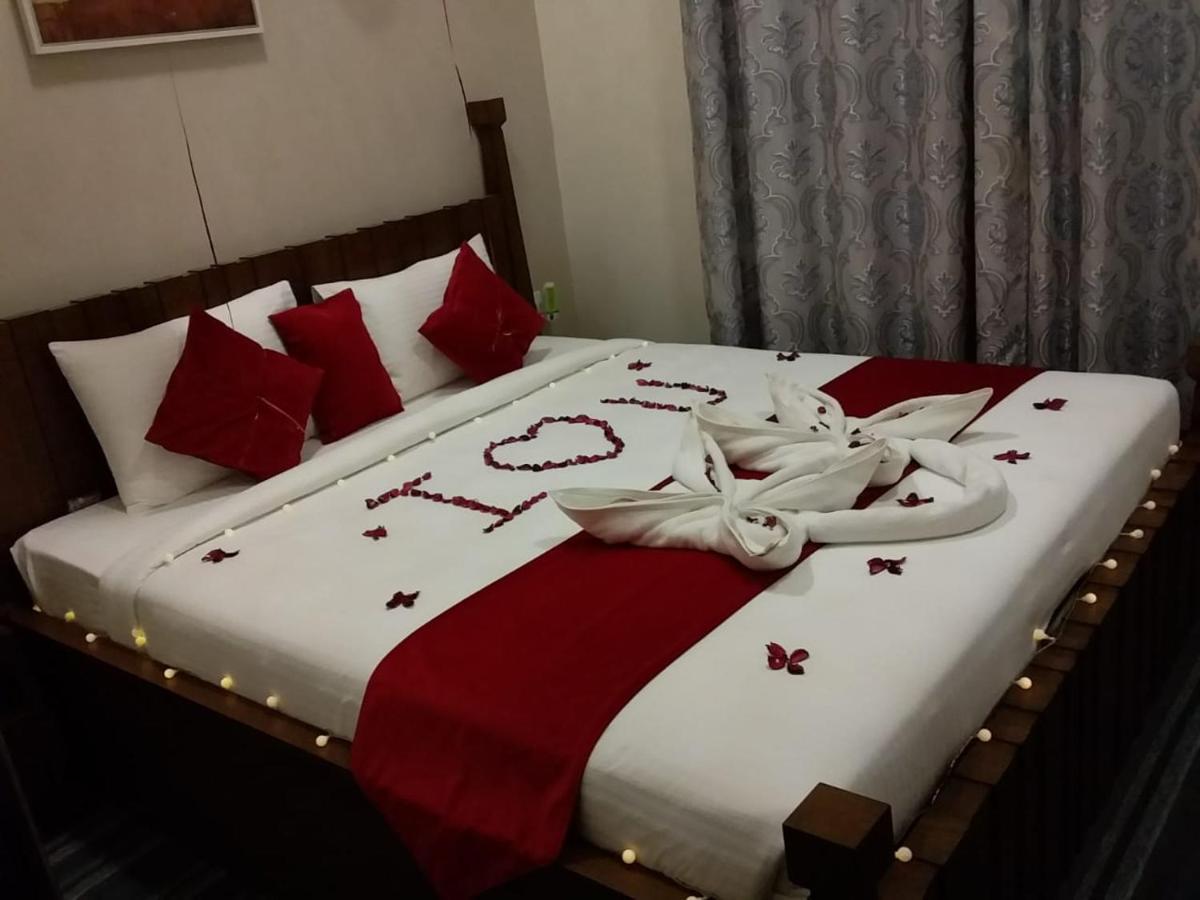 Sur Bandar Al Ayjah Hotel Apartments Eksteriør bilde