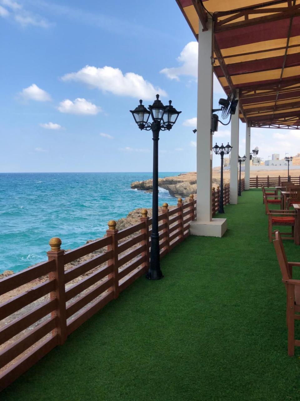 Sur Bandar Al Ayjah Hotel Apartments Eksteriør bilde